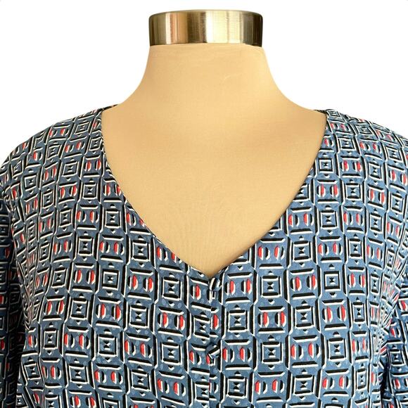 Chico's Geometric Print Button Up Popover Top Size 16/18 Coastal Nautical Casual - Picture 5 of 8